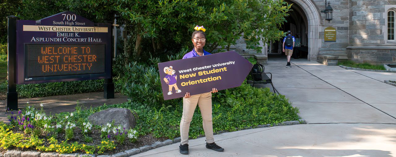 orientation leader with sign