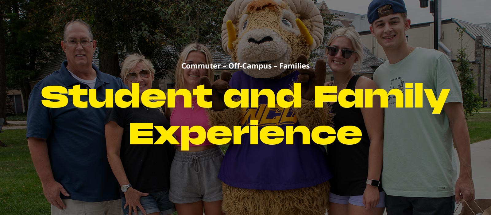 Student and Family Experience - A picture of WCU student with their family