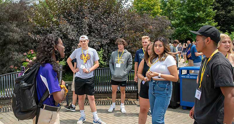 WCU Prospective Students on tour